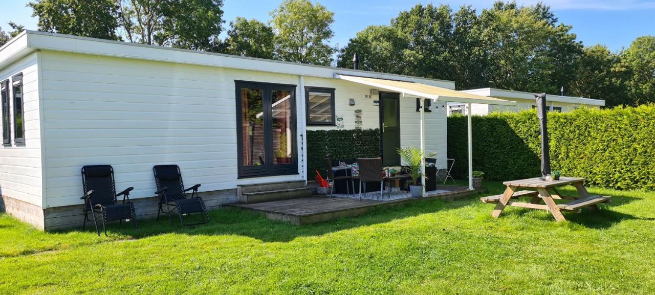 Gezellige Chalet Met Grote Privetuin. Dronrijp Exterior foto